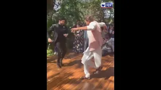 Hrithik Roshan Dance On Senorita With Farhan Akhtar | Farhan Shibani Wedding #Shorts #Bollywood