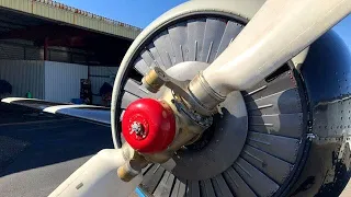 Great OLD PROPELER Airplane Engines Cold Starting up and Heavy Sound 3