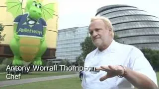 Antony Worrall Thompson launches giant 'Palletways' hot air balloon