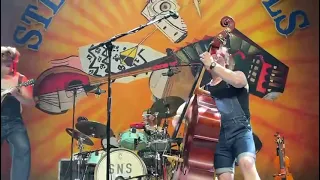 Steve N’ Seagulls Guns N’ Roses Paradise City Live Tampere Finland 221006