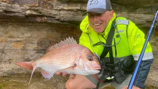 Snapper Fishing | Tips for Rock Fishing -  Do FREAK WAVES Exist ??