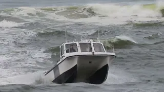 Crossing the Ballina Bar NSW Australia in 4k