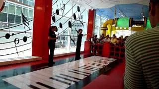 Big Piano-FAO Schwarz (Heart and Soul)