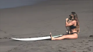 Giada & Her Beach Buddy - Canggu