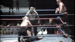 The Road Warriors vs The Long Riders (08/11/1985)