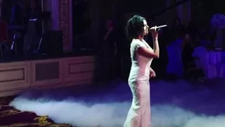 Ани Варданян поёт на своей свадьбе !!