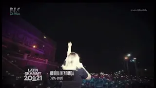 A Anitta homenageando a Marilia Mendonça no Grammy Latino