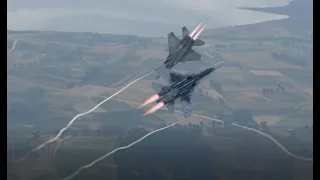 War Thunder simulator battles - Duel between Su-27 and F-15