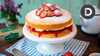 Classic Victoria Sponge Cake