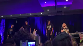 Supernatural Toronto Convention 2019 - Karaoke Gabriel, David and Lisa dancing to Footloose