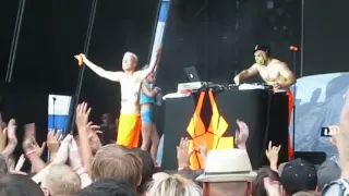 Die Antwoord "Baby's on Fire" and "I Fink U Freeky" @ Williamsburg Park 8/17/12