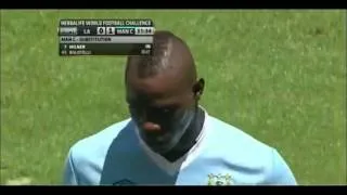 Balotelli failed trick shot