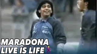 De legendarische warming up van Diego Maradona! - VOETBAL INSIDE