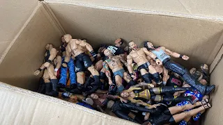 UNBOXING A HUGE WWE FIGURES COLLECTION! 50 + FIGURES