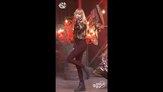 [Mirrored] BLACKPINK LISA PLAYING WITH FIRE Fancam