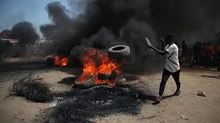 Nigeria protesters block Abuja highway after kidnapping surge