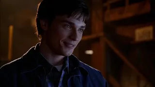 Smallville 2x22 - Chloe sees Clark and Lana kissing