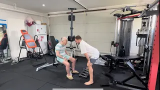 Working out with my 92 year old grandpa | Bicep curl drop set | Мой дед силач Бамбула