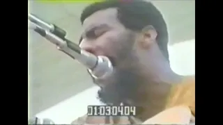 Richie Havens High Flyin Bird at Woodstock (w/"You're all Groovy" rap)