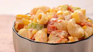 This Quick & Healthy Pasta Salad Takes Less Than 20 Minutes To Make