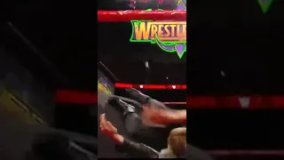 Stephanie McMahon attacks Ronda Rousey😮😮