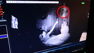 I recorded myself sleeping at my haunted house & caught this on camera.. (REAL GHOST ACTIVITY)