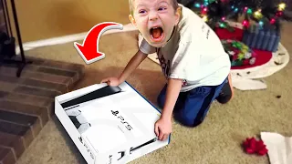 Kind bekommt FAKE PS5 zu Weihnachten…
