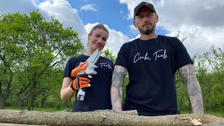 Teaching my girlfriend how to cut with Stihl Gta 26 mini chainsaw.(Mini drujba cu baterii de 10,8 V)