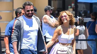 Jennifer Lopez and Ben Affleck got us talking again - Bennifer is back on