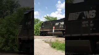 Locomotive Pushing Fast Train On Norfolk Southern Railroad In Walton Kentucky!  JawTooth #shorts