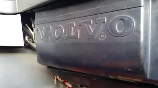 Fixing AC problem Volvo vnl 670