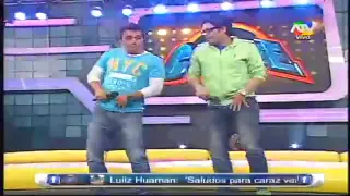 COMBATE Gian Piero Diaz y Renzo Schuller bailan Mariachi Remix 03/06/13