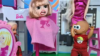 TALKING HEAD! Aah!! Katya and Max are a fun family. Funny show with Barbie dolls Dorinela