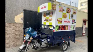 Sandwich Tuk Tuk born in Morocco  طريپورطور مولينا بائع السندويشات