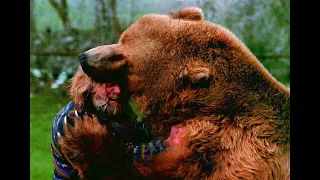 MAN ATTAKS A BEAR!!!/Максим Новоселов/МАКС ШАТУН победил медведя!