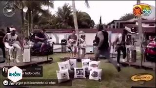 Operativo policial en Brasil en medio de un streaming de un grupo musical