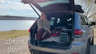 I've Been Living Out of my Jeep! Updated SUV/Grand Cherokee Car Camper Tour & Traveling with a Dog