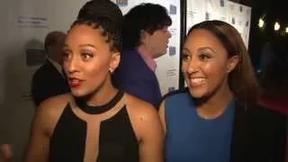 Tia and Tamera Mowry Red Carpet Interview | The Actors Fund's Looking Ahead Awards