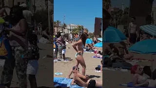 🇪🇸 Hot Day in Barcelona Beach