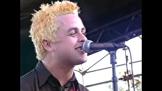 Green Day - Basket Case live [GOAT ISLAND 2000] (50fps)