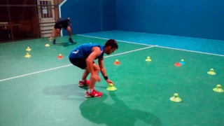 ESCUELA DE PADEL PIGÜÉ 2017 ( EJERCICIOS DE MOVILIDAD- VELOCIDAD DE REACCIÓN-POSTURAS DE PIERNAS