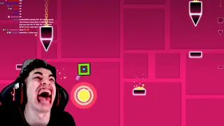 BISTECONE DANDO RAGES NO GEOMETRY DASH