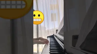 aLl aSiAns plAy tHe pIAno #oof #cringe
