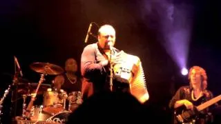 Terrance Simien '500 Miles'  live at Bluesfest Byron Bay 2009