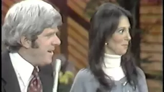 Marlo Thomas Meeting Phil on The Donahue Show