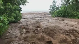 Tropical Storm Olivia sweeps cars away in Maui