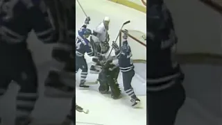 Wendel Clark Ties the "Gretzky High Stick" Game! (1993) #leafs