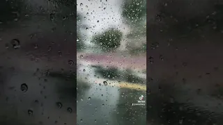 Raining 🌧️ in Dubai