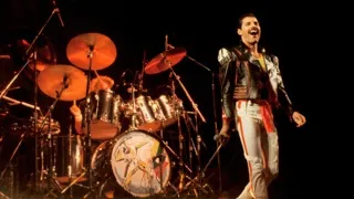 Queen - Live At The Tsukisamu Green Dome Sapporo, Japan (October 29th, 1982)