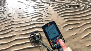 My Husband finds his first Silver Coin! (Beach Metal Detecting)